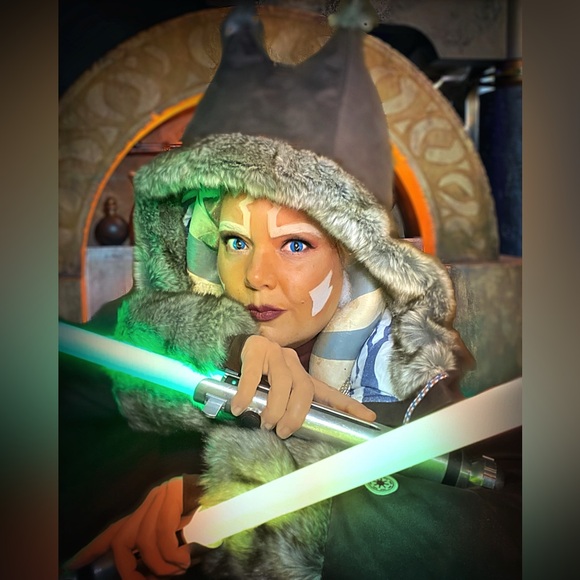 ✨rare✨ Columbia X Star Wars Clone Wars Ahsoka Tano coat brand new w/ tags - Picture 11 of 12